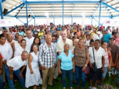 Abinader lanza programa de titulación